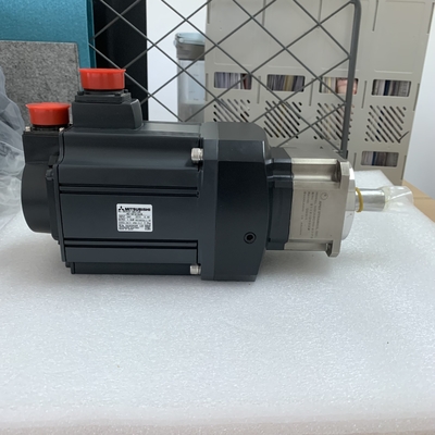 Mitsubishi HC-SFS1524 AC Servo Motor 3 PHASE 1.5 KW 251 V 2000 RPM 4.4 A IP65 CIF NEW AND ORIGINAL GOOD PRICE