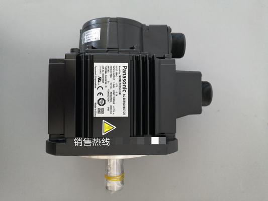 Panasonic MDME102GCG AC SERVO MOTOE NEW