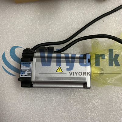 Panasonic MHMD042P1S AC SERVO MOTOR A4 400W 20 BIT INCREMENTAL ENCODER NEW