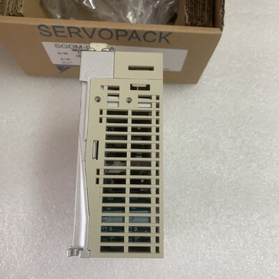 NEW Yaskawa SGDM-01ADA SERVO AMPLIFIER 2AMP 3PH 200/230VAC 50/60HZ 100W