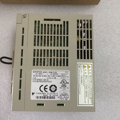NEW Yaskawa SGDM-01ADA SERVO AMPLIFIER 2AMP 3PH 200/230VAC 50/60HZ 100W