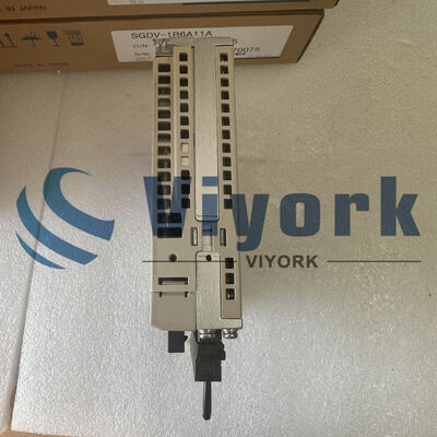 Yaskawa SGDV-1R6A11A SERVO DRIVE 3-PHASE 200-230VAC 50/60HZ 1.6AMP 200W NEW