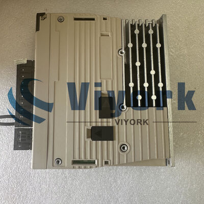 Yaskawa SGDV-1R6A11A SERVO DRIVE 3-PHASE 200-230VAC 50/60HZ 1.6AMP 200W NEW