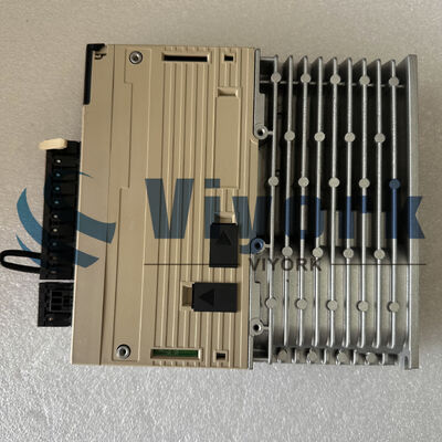 Yaskawa SGDV-2R8A01A SERVO DRIVE 230 VAC 50/60 HZ 400 W 2.8 AMP NEW