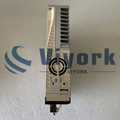 Yaskawa SGDV-2R8A01A SERVO DRIVE 230 VAC 50/60 HZ 400 W 2.8 AMP NEW